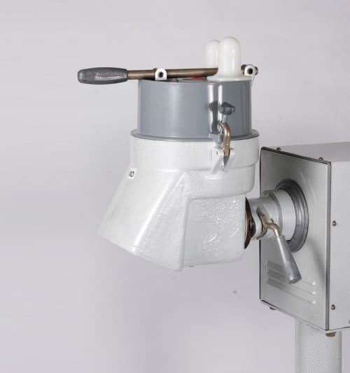 Универсальная кухонная машина УКМ-11-01